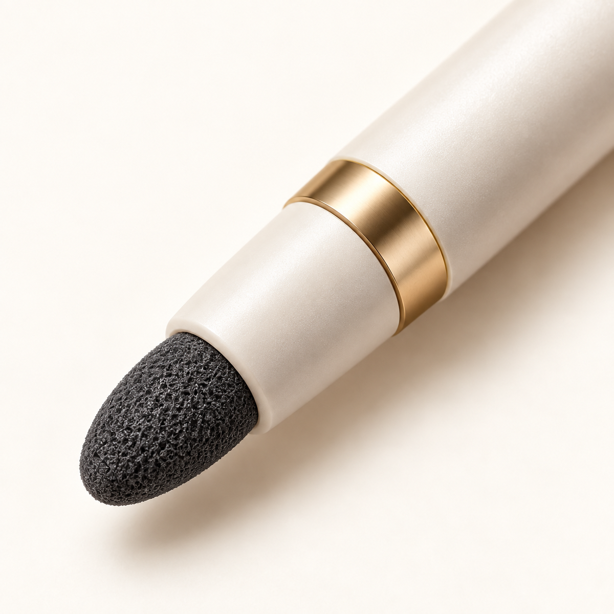 Aelheart Dual-Ended Brown Gel Eyeliner with Smudging Sponge